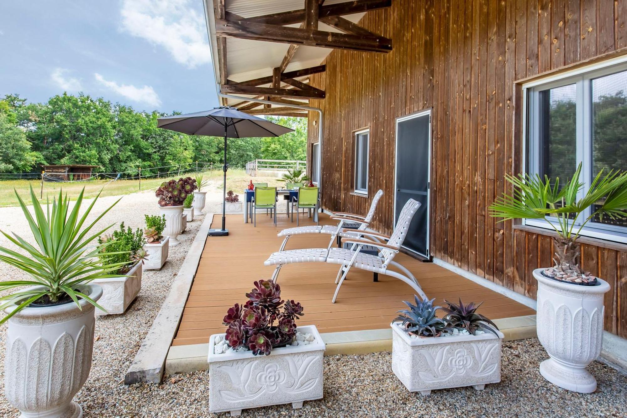 Chateau De Bellevue B&B Et Appartements Avec Piscine Saisonal Chauffee Et Chambres Partout Climatisees Saint-Avit  ห้อง รูปภาพ