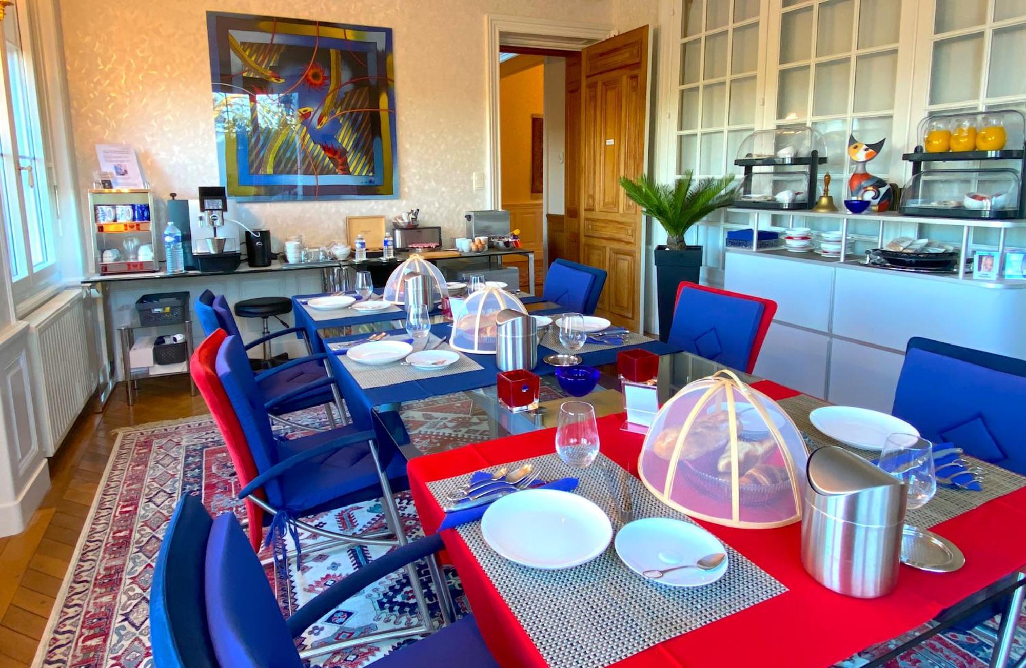 Chateau De Bellevue B&B Et Appartements Avec Piscine Saisonal Chauffee Et Chambres Partout Climatisees Saint-Avit  ภายนอก รูปภาพ