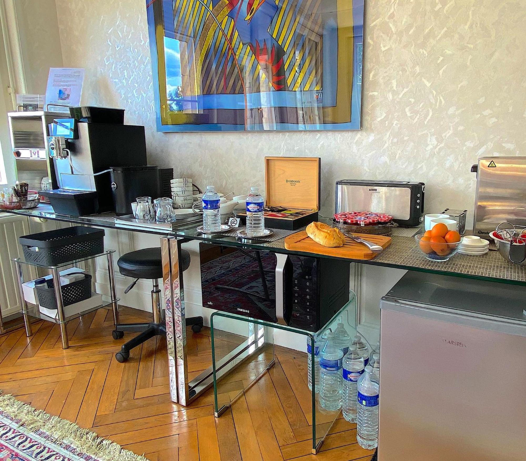 Chateau De Bellevue B&B Et Appartements Avec Piscine Saisonal Chauffee Et Chambres Partout Climatisees Saint-Avit  ห้อง รูปภาพ